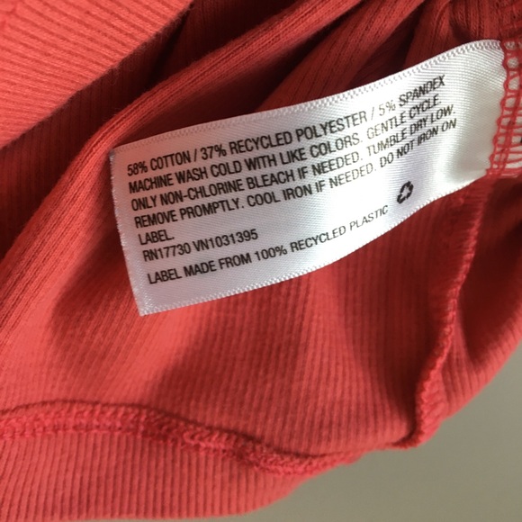 UNIVERSAL THREAD | pink v neck crop tank top - Picture 5 of 6